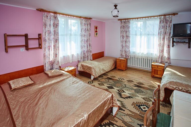 4 osobowy pokoj Tyliczanka. 2jpg 768x512